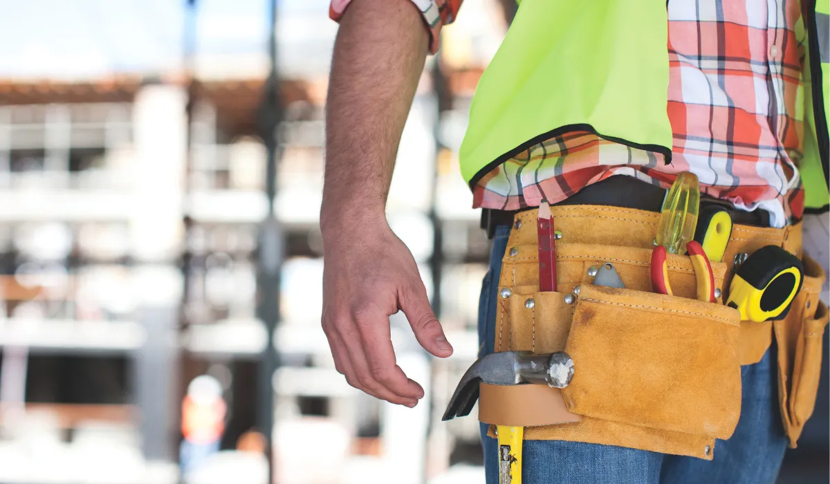 Asbestos safety for trades and construction workers booklet front cover image