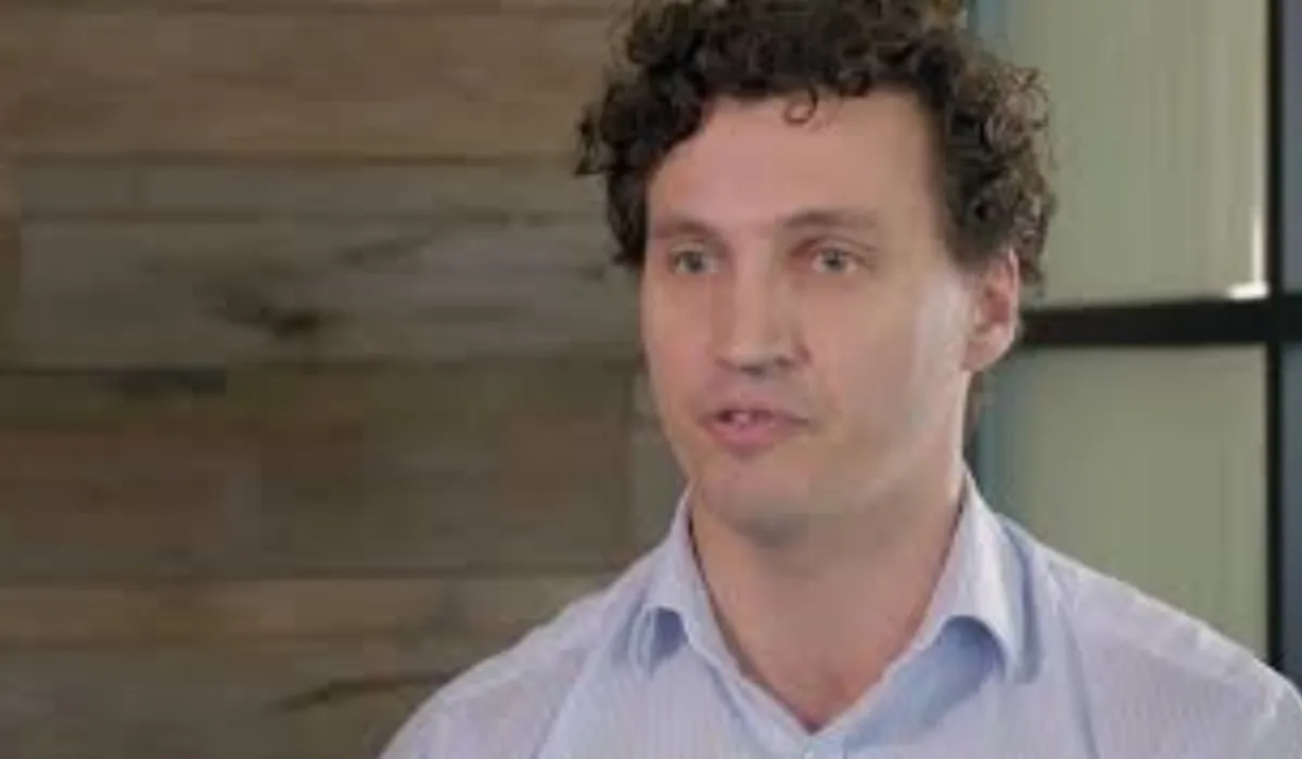 Improving residential asbestos safety Opportunities for Australian local governments video thumbnail